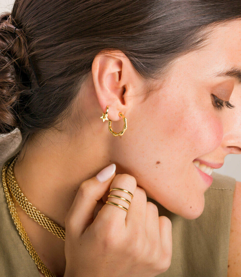 Alternative view of Anillo Trio