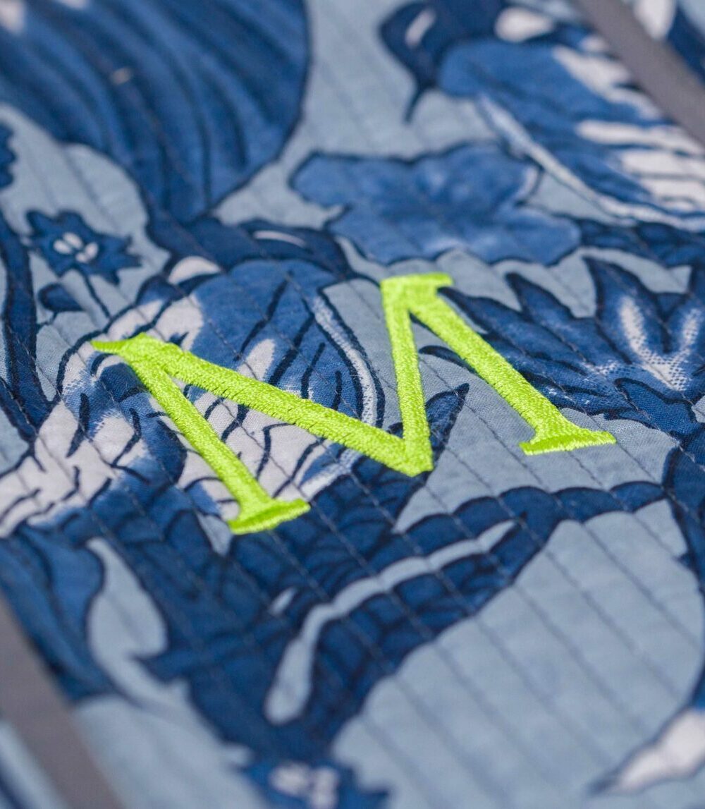 Boldo de viaje acolchada Ágata gris