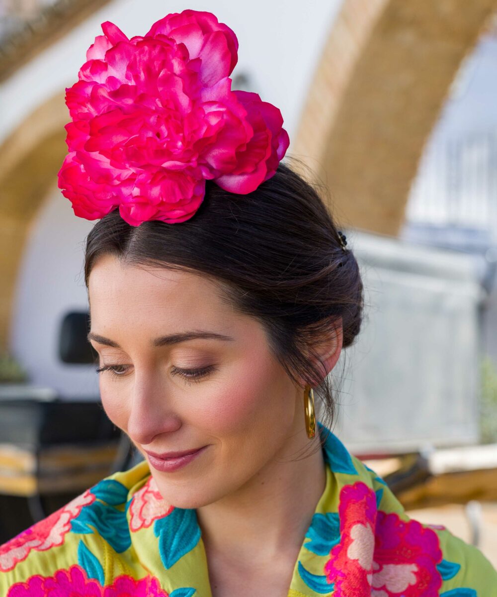 Alternative view of Flor flamenca peonía rosa fandango