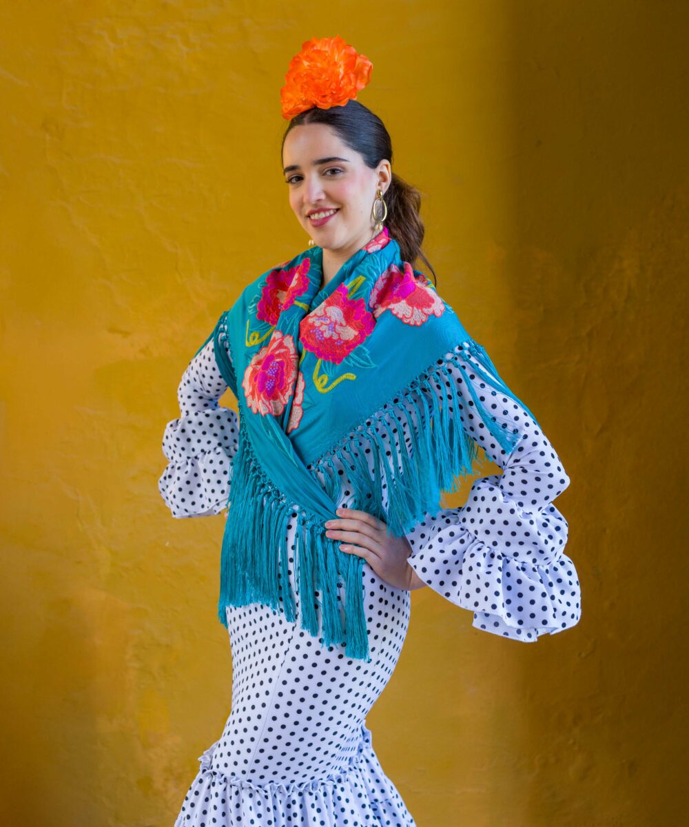 Alternative view of Mantoncillo Carmen DW capri