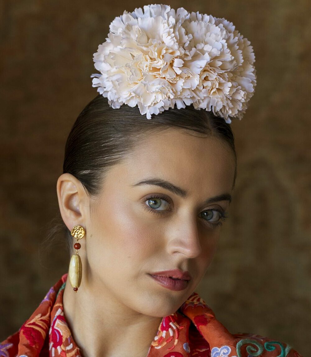 Ramillete claveles beige