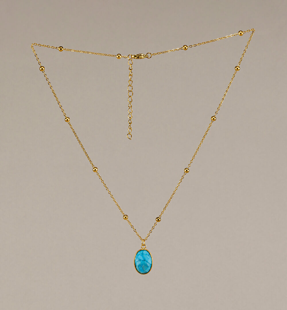 Cadena dorada y turquesa